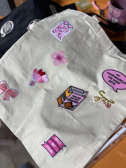 Customizable tote bag